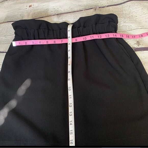 🔮 EXPRESS | Black Professional Paper Bag Skirt Size Small - Picture 3 of 3